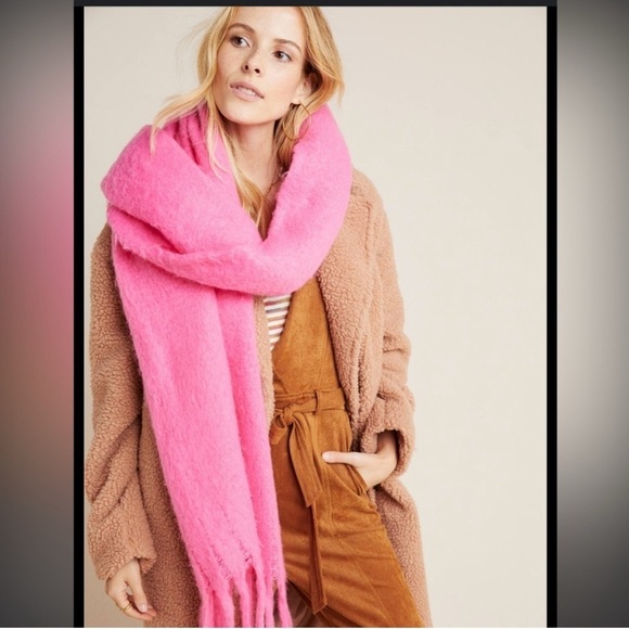 Anthropologie light pink fringe Barclays blanket wrap Scarf - Picture 2 of 10